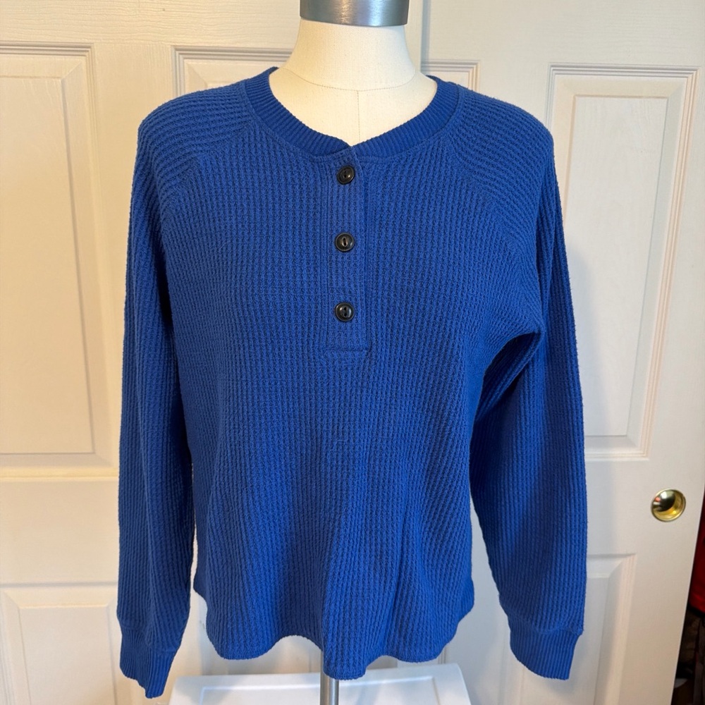Old Navy Waffle-Knit Henley Sweater in Blue